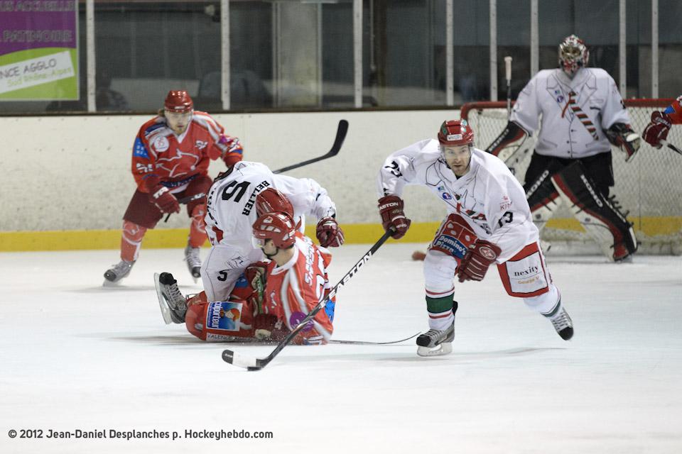 Valence 2 - 4 Anglet