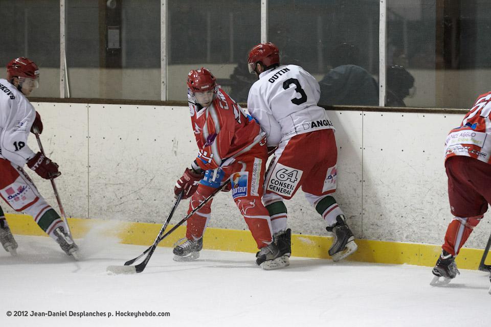 Valence 2 - 4 Anglet