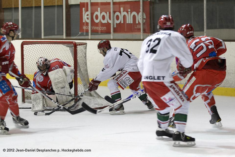 Valence 2 - 4 Anglet