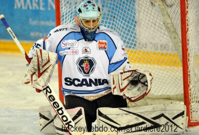 Photo hockey match Grenoble  - Angers  le 17/02/2012