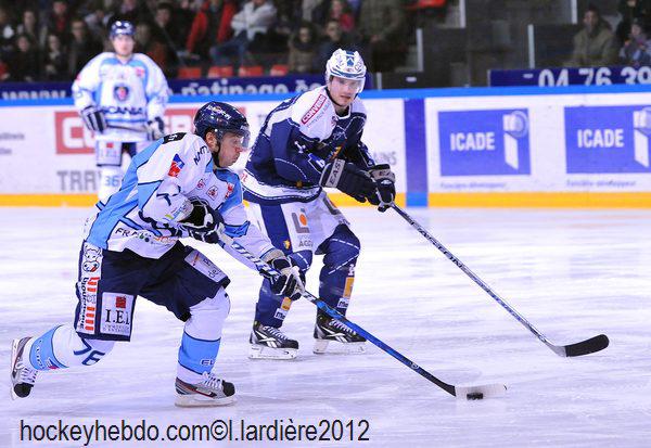 Grenoble  3 - 0 Angers 
