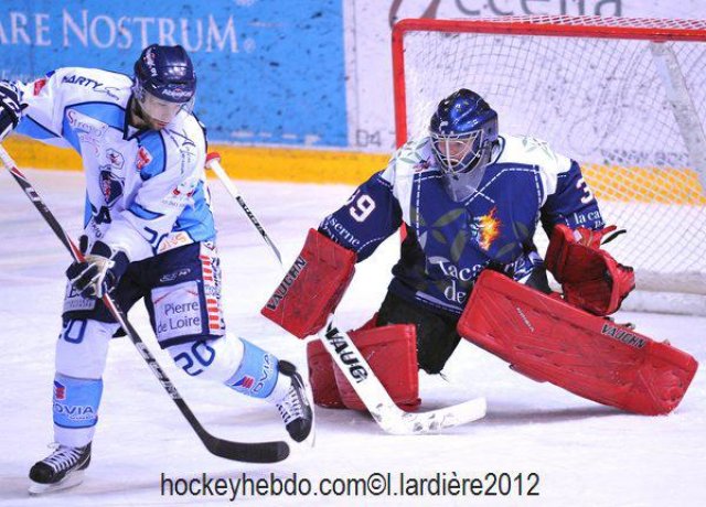 Photo hockey match Grenoble  - Angers  le 17/02/2012