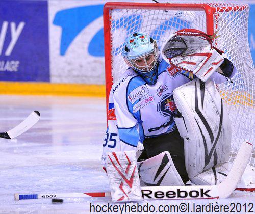 Grenoble  3 - 0 Angers 