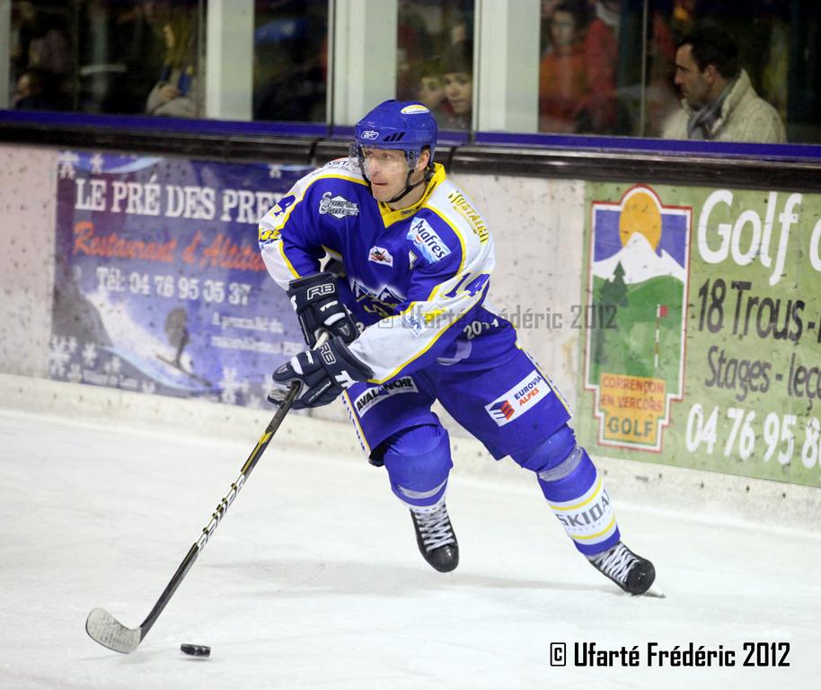 Villard-de-Lans 2 - 5 Chamonix 