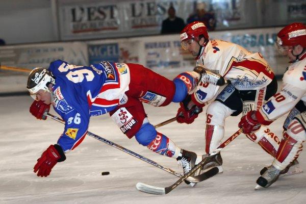 Epinal  2 - 3 Morzine-Avoriaz