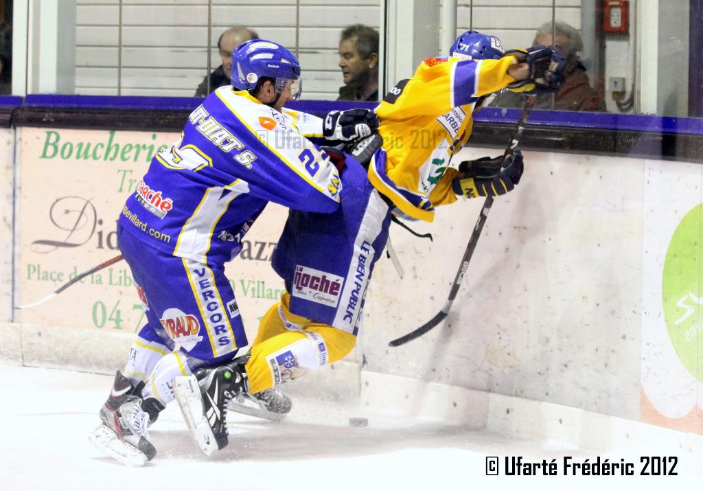 Villard-de-Lans 0 - 4 Dijon 