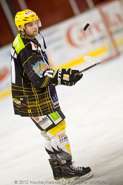 Strasbourg  8 - 3 Grenoble 