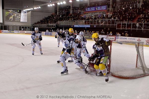 Strasbourg  8 - 3 Grenoble 