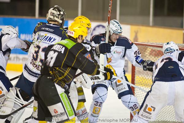 Strasbourg  8 - 3 Grenoble 