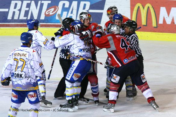 Grenoble  5 - 0 Villard-de-Lans
