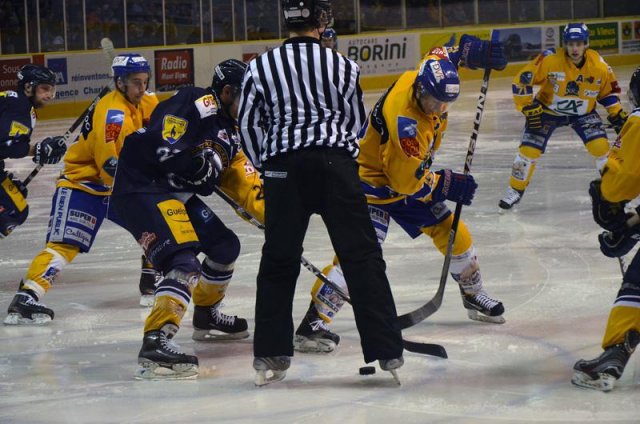 Photo hockey match Chamonix  - Dijon  le 21/02/2012