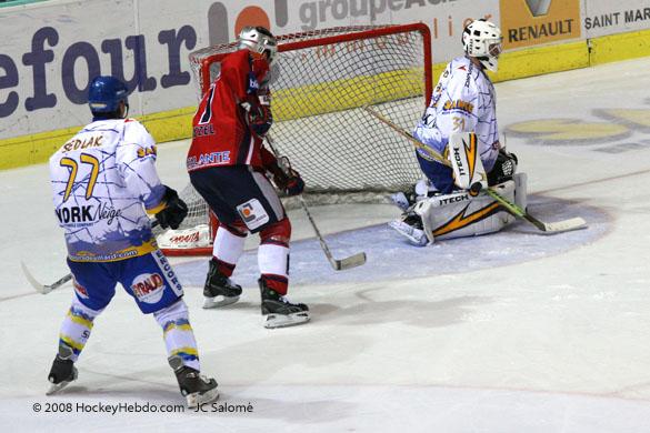 Grenoble  5 - 0 Villard-de-Lans