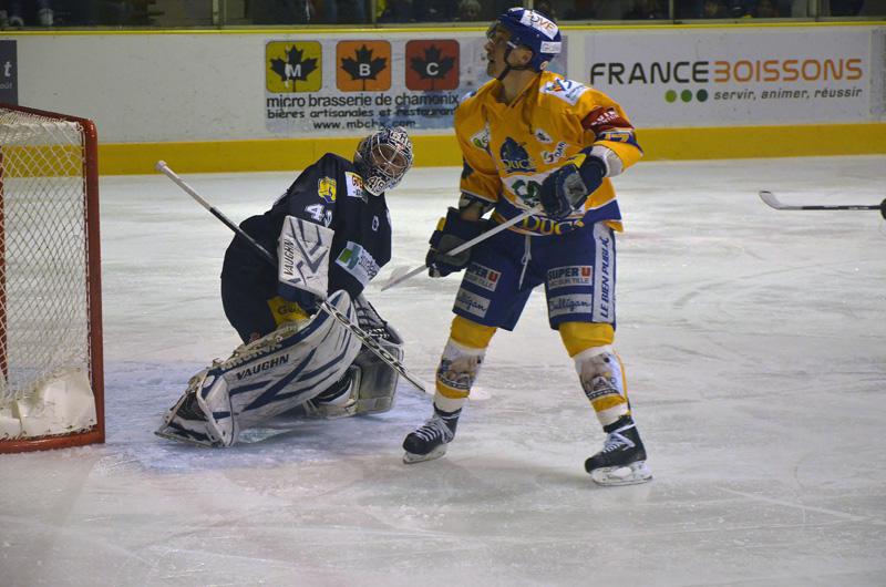 Chamonix  3 - 5 Dijon 