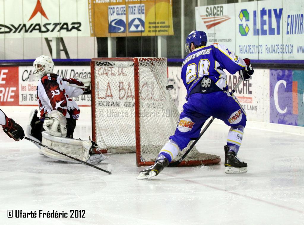 Villard-de-Lans 1 - 0 Neuilly/Marne