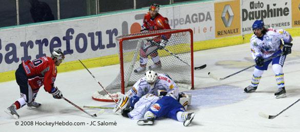 Grenoble  5 - 0 Villard-de-Lans