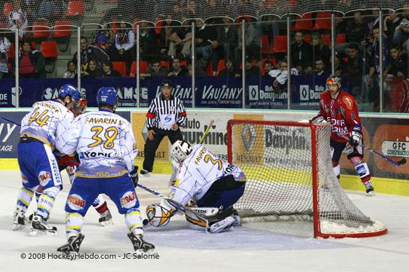 Grenoble  5 - 0 Villard-de-Lans