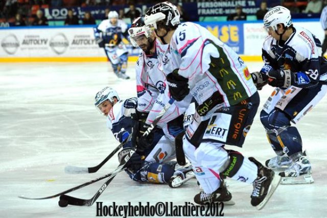 Photo hockey match Grenoble  - Epinal  le 24/02/2012