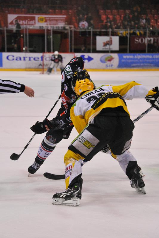 Amiens  5 - 3 Strasbourg 