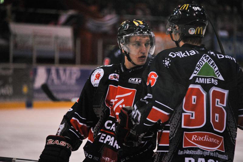 Amiens  5 - 3 Strasbourg 