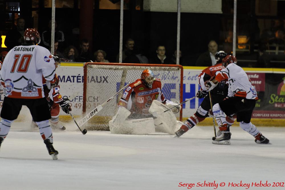Mulhouse 6 - 2 Mont-Blanc