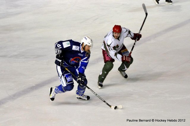 Photo hockey match Reims* - Cergy-Pontoise le 25/02/2012