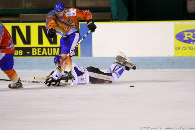 Photo hockey match Clermont-Ferrand - Compiègne le 25/02/2012