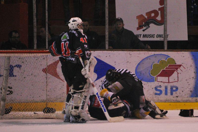 Amiens  5 - 3 Strasbourg 