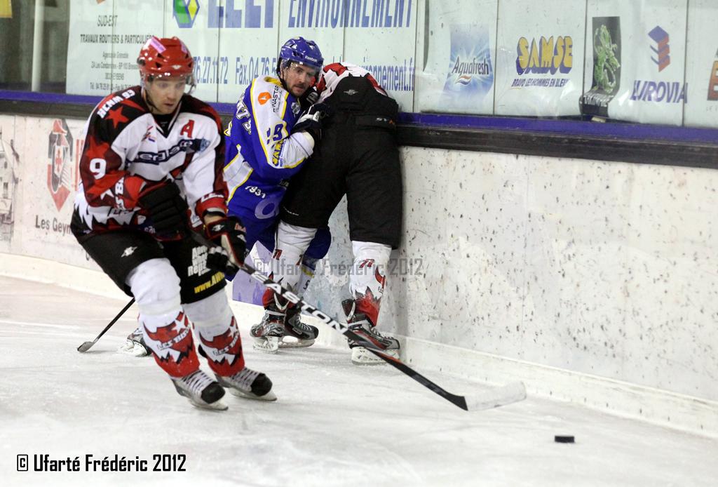 Villard-de-Lans 7 - 4 Neuilly/Marne