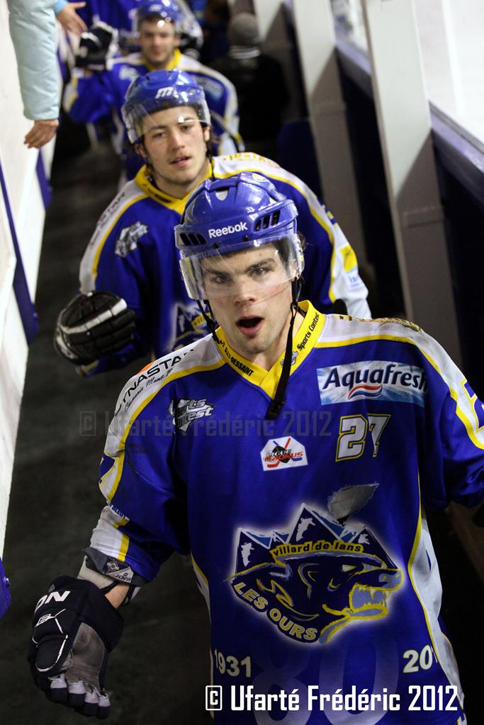 Villard-de-Lans 7 - 4 Neuilly/Marne