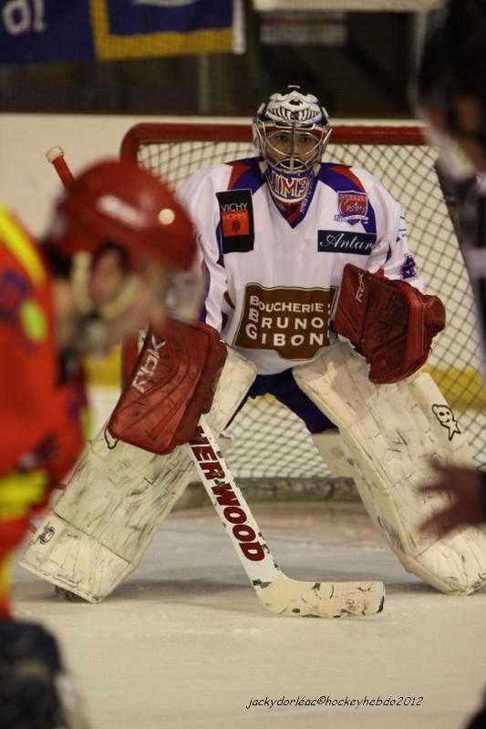Orléans 2 - 4 Asnières