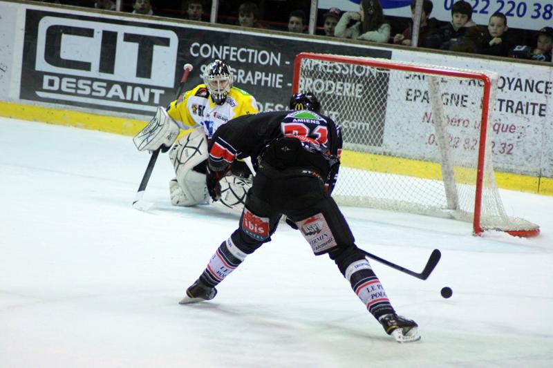Amiens  5 - 2 Strasbourg 