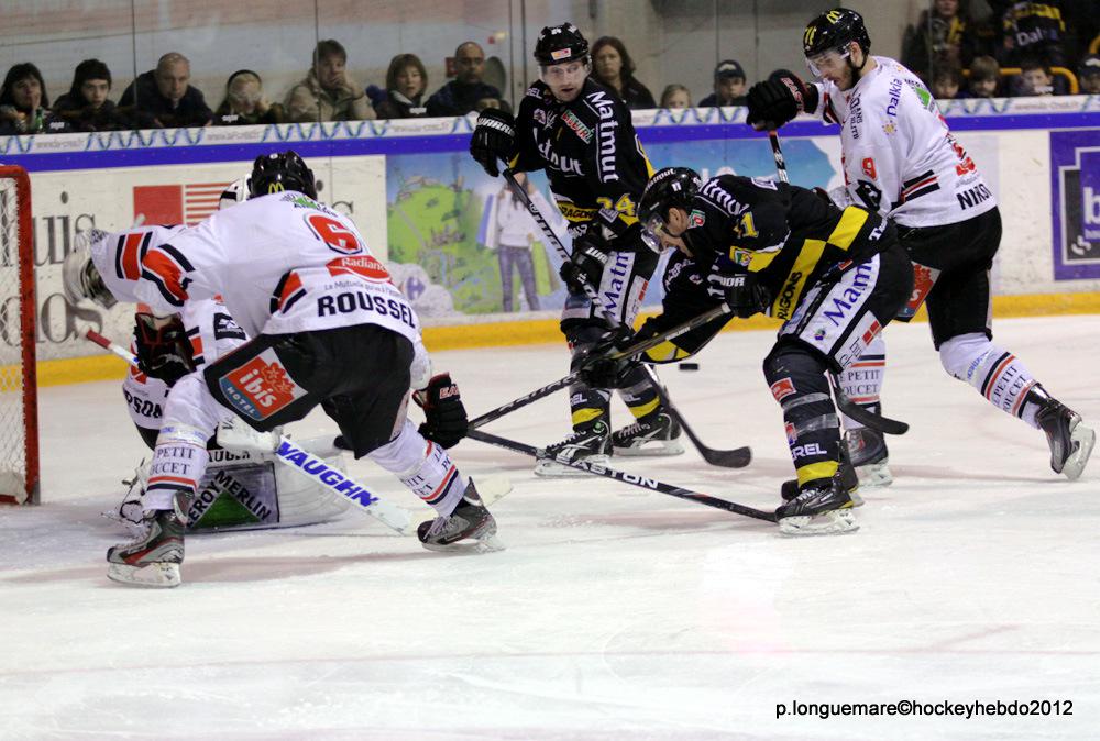 Rouen 4 - 5 Amiens 