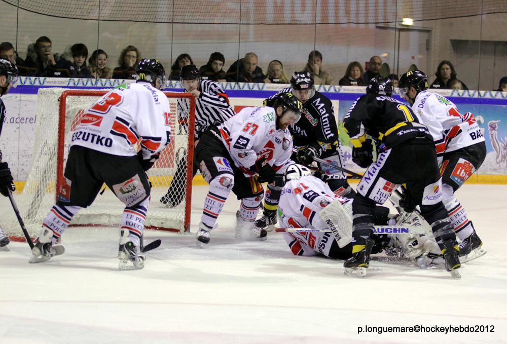 Rouen 4 - 5 Amiens 