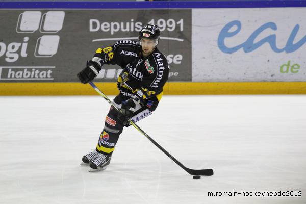 Rouen 4 - 5 Amiens 