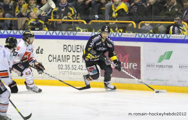 Rouen 4 - 5 Amiens 