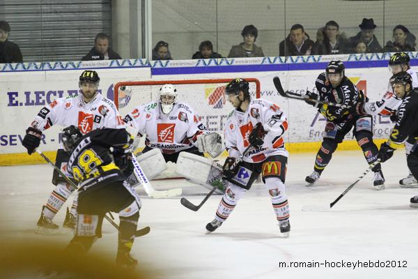 Rouen 4 - 5 Amiens 