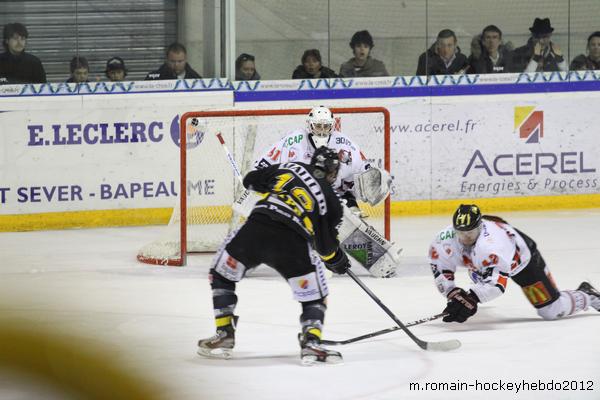 Rouen 4 - 5 Amiens 