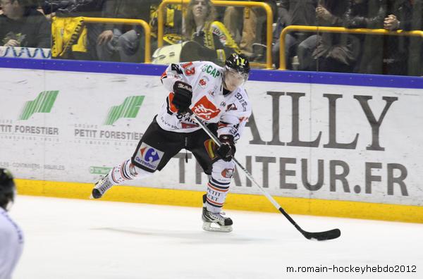 Rouen 4 - 5 Amiens 
