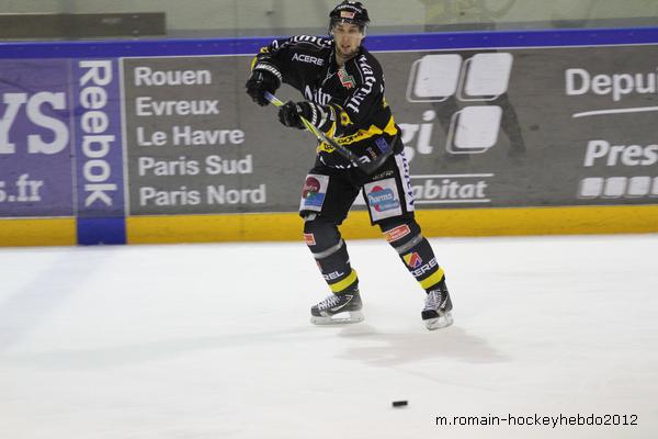 Rouen 4 - 5 Amiens 