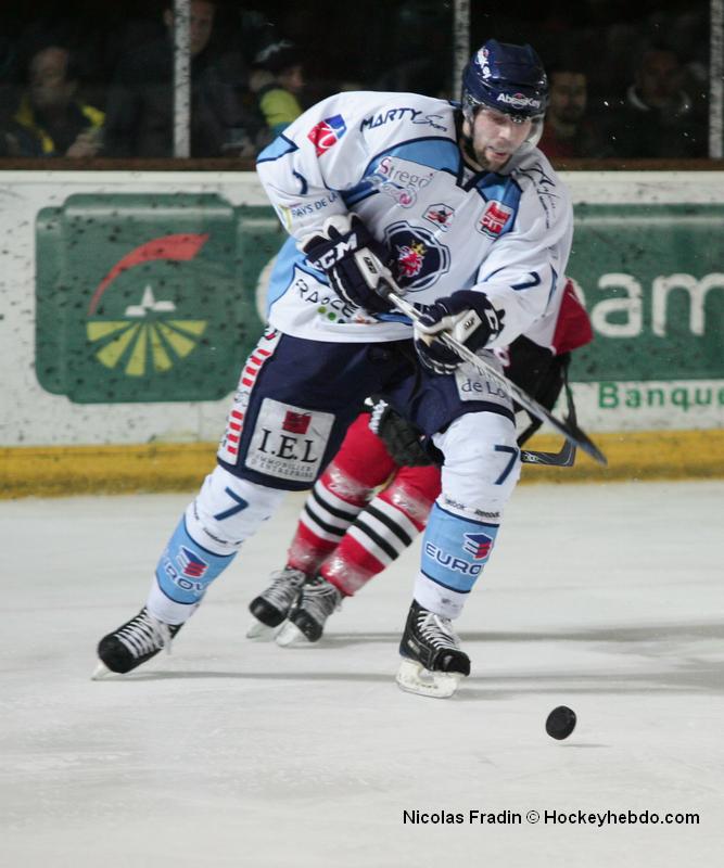Briançon  1 - 4 Angers 
