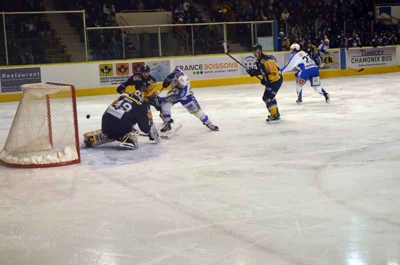 Chamonix  6 - 2 Gap 