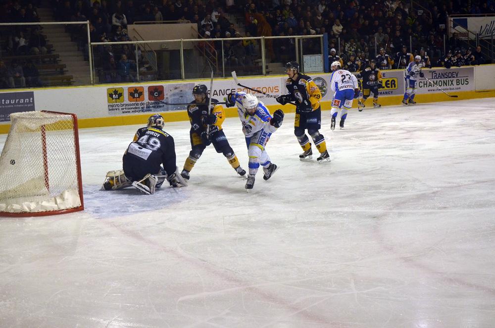 Chamonix  6 - 2 Gap 
