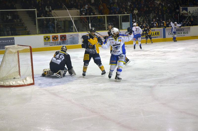 Chamonix  6 - 2 Gap 