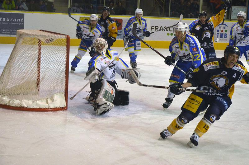 Chamonix  6 - 2 Gap 