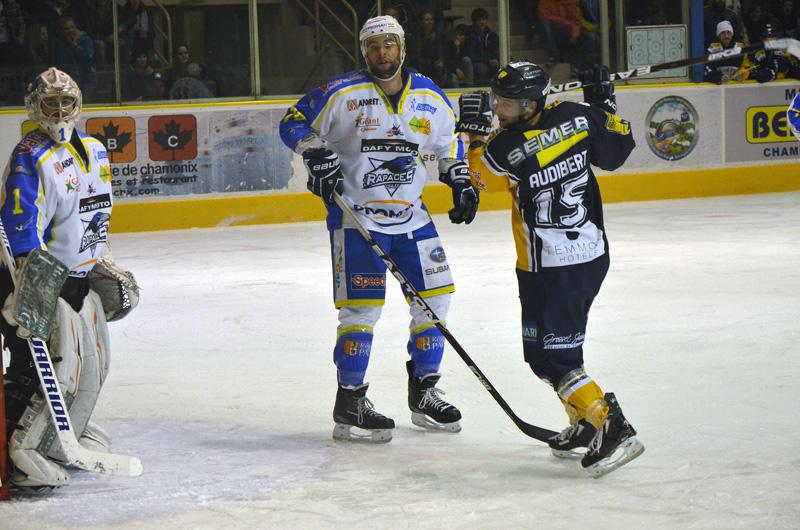 Chamonix  6 - 2 Gap 