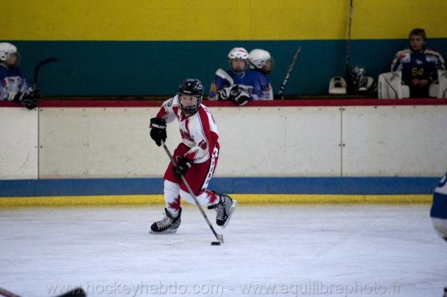 Photo hockey reportage U13 : Avignon vs Mont-Royal Outremont (Canada)