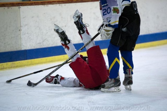 Photo hockey reportage U13 : Avignon vs Mont-Royal Outremont (Canada)