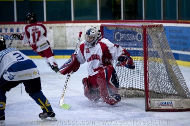Photo hockey reportage U13 : Avignon vs Mont-Royal Outremont (Canada)