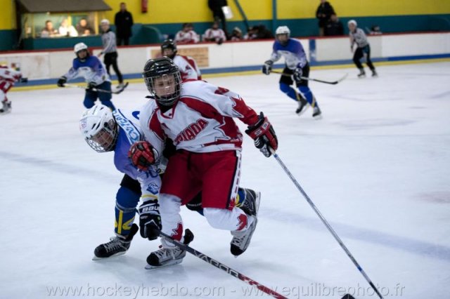 Photo hockey reportage U13 : Avignon vs Mont-Royal Outremont (Canada)