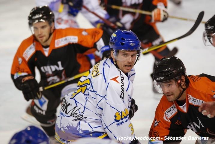 Tours  4 - 1 Villard-de-Lans